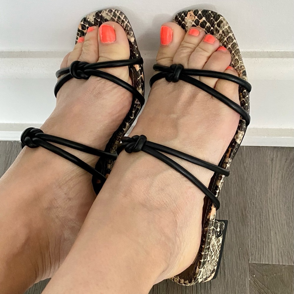 Sam Edelman Circus Women’s Jay Sandal size 6 NIB